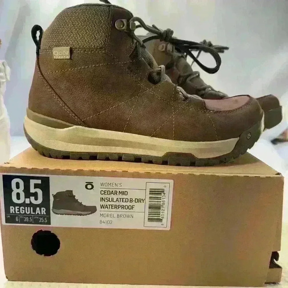 NWT, Oboz Womens “Cedar”lace up hiking/snow boots in sz 8.5. - Picture 6 of 13